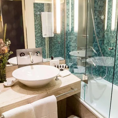 The Penz Hotel 4*