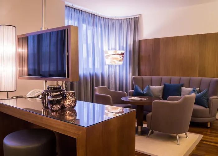 Hotel The Penz 4*
