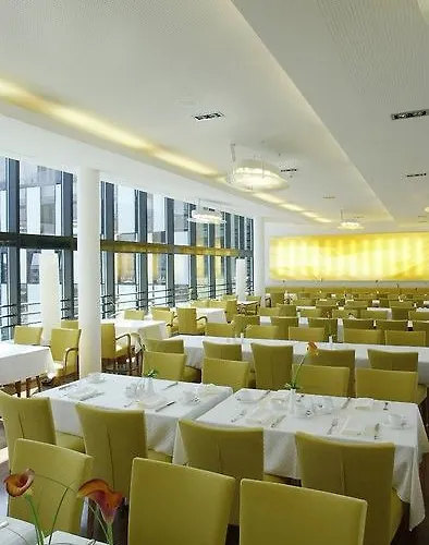 The Penz 4*